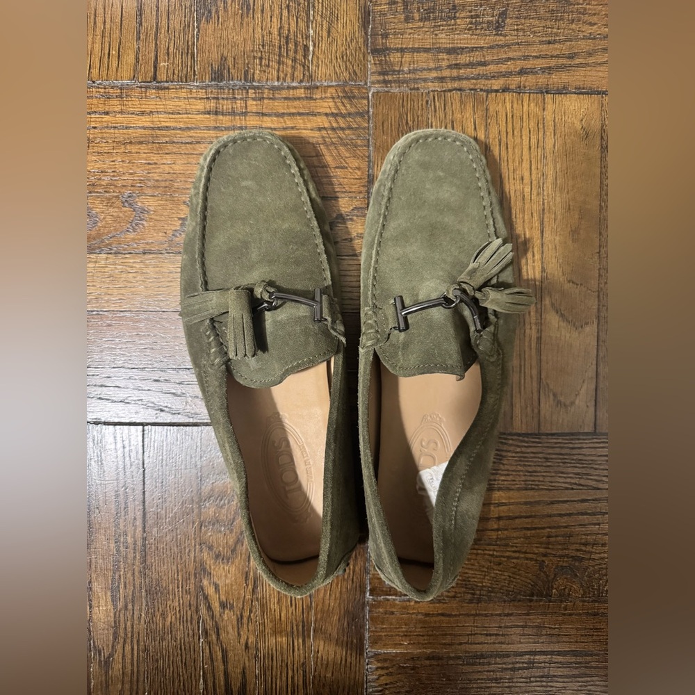 Tod's Green Suede Loafers with Tassels men us size 8 made in Italy